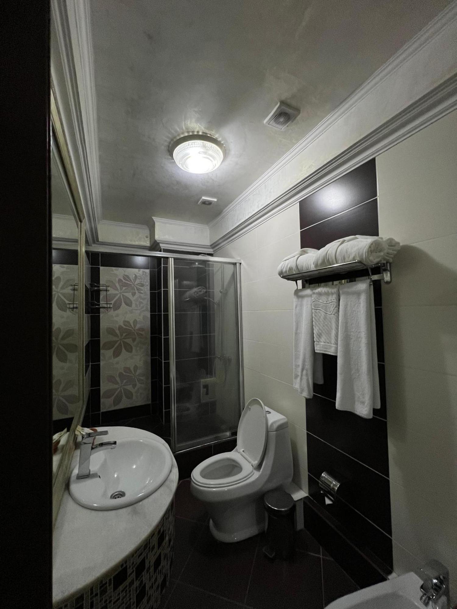 Sary Arka Hotel シムケント 部屋 写真